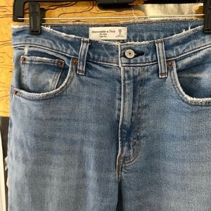 Abercrombie Mom Jeans 2